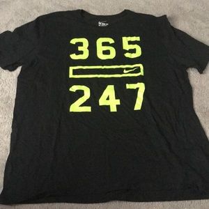 Nike T-shirt